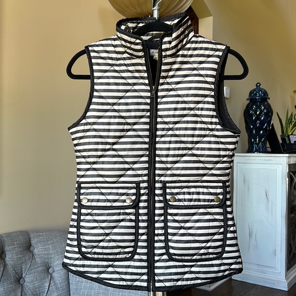 Cremieux Kara Vest - Picture 6 of 7
